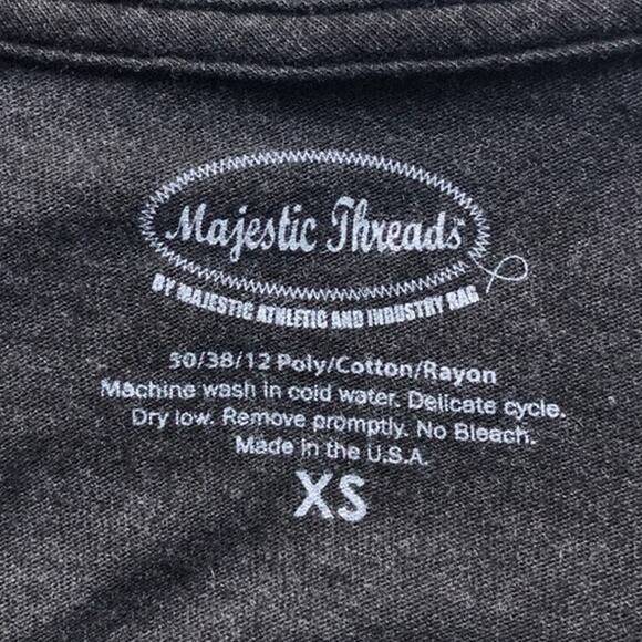 Majestic Threads NBA Gray Red Portland Trail Blazers V-Neck Graphic T Shirt Top - Picture 2 of 4